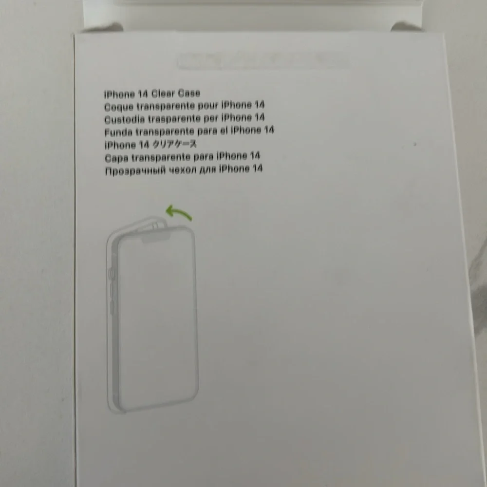 iPhone 14 clear case MagSafe